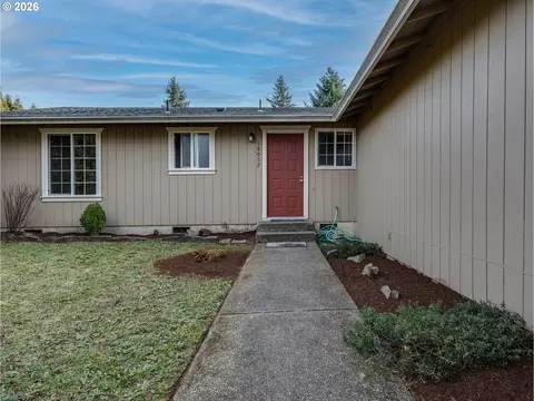 18052 Seaman St, Sandy, OR 97055