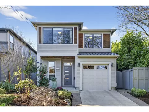 6123 NE 34th Ave, Portland, OR 97211