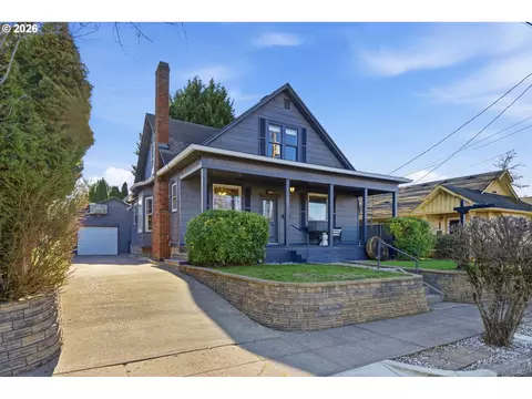 624 NE 2nd Ave, Camas, WA 98607