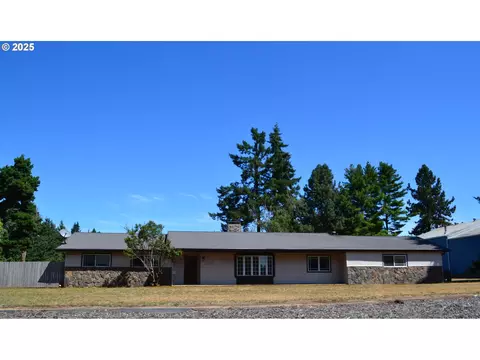 8601 S Sconce Rd, Canby, OR 97013