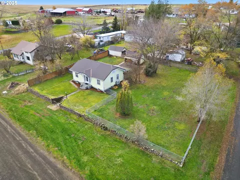 170 Morrison St, Adams, OR 97810