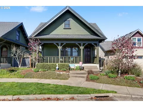 1760 Gwinn St, Monmouth, OR 97361
