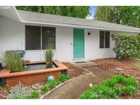 10120 SW 52nd Ave, Portland, OR 97219