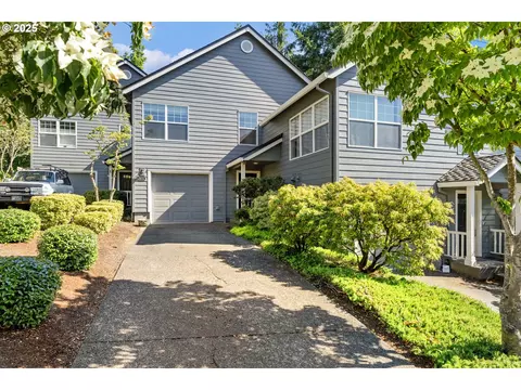 9636 NW Miller Hill Dr, Portland, OR 97229
