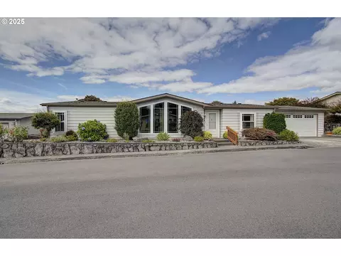 17401 SE 39th St #74, Vancouver, WA 98683
