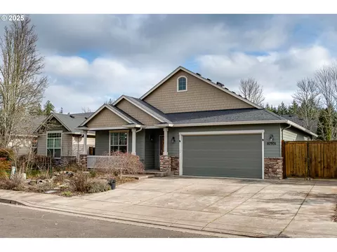 87931 Crosswood Ln, Veneta, OR 97487