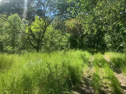 776 SE Ramp St, Roseburg, OR 97470