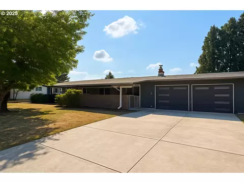 14130 NE Russell St, Portland, OR 97230