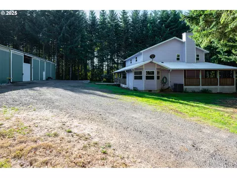 Exterior - 29380 SE Old Ranch Dr, Estacada, OR 97023 photo 2 of 2