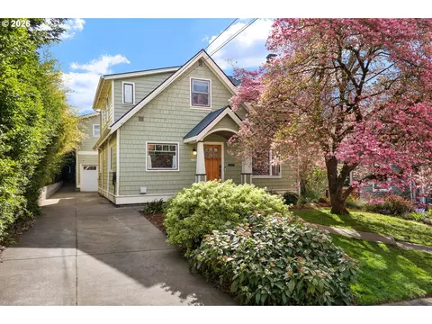 2100 SE 29th Ave, Portland, OR 97214