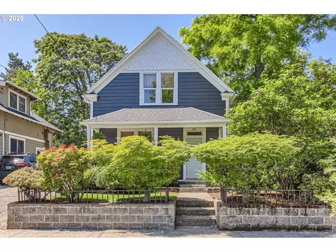 109 SE 78th Ave, Portland, OR 97215