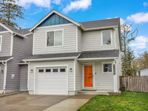 15 NW 6th Pl, Warrenton, OR 97146