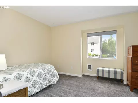 Bedroom - 200 SW Florence Ave #I-18, Gresham, OR 97080 photo 1 of 3