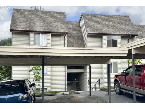 Exterior - 200 SW Florence Ave #I-18, Gresham, OR 97080 photo 2 of 10