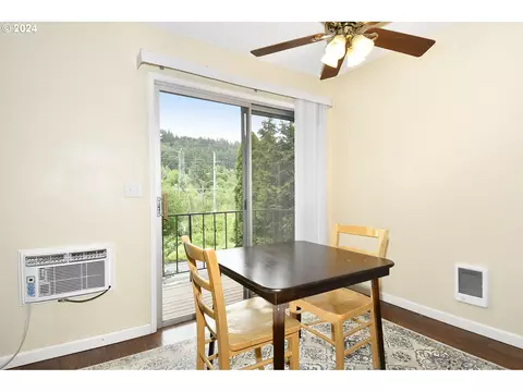 Dining - 200 SW Florence Ave #I-18, Gresham, OR 97080 photo 1 of 1