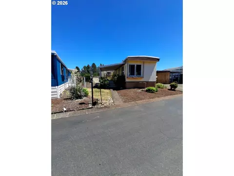 15130 S Maple Ln #44, Oregon City, OR 97045