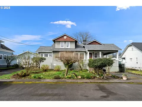155 S 8th St, Saint Helens, OR 97051