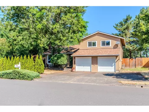 3083 SE 4th St, Gresham, OR 97080
