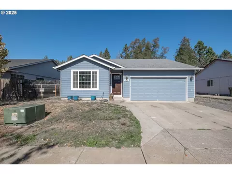4560 Airport Ln, Sweet Home, OR 97386
