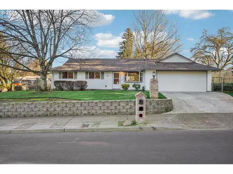 1208 SE 209th Ave, Gresham, OR 97030