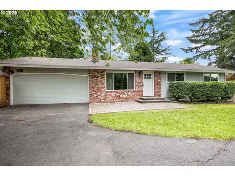 3941 SW Plum St, Portland, OR 97219