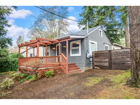 11719 SE Boise St, Portland, OR 97266