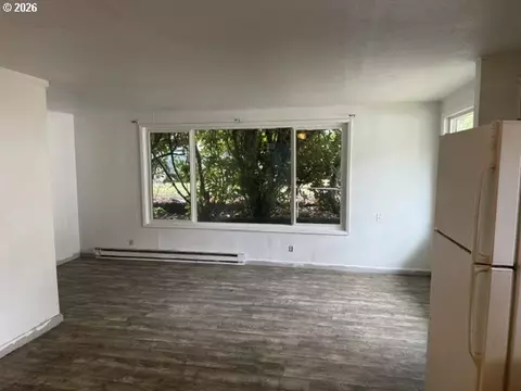 Living - 11766 Walnut Ave, Mapleton, OR 97453 photo 1 of 2
