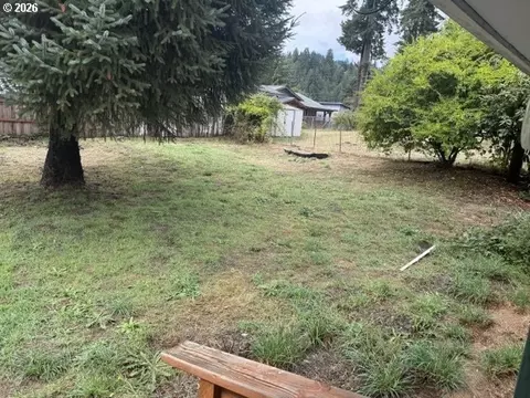 Exterior - 11766 Walnut Ave, Mapleton, OR 97453 photo 4 of 5