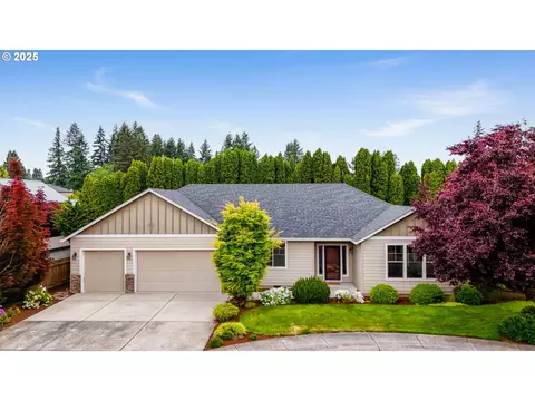 904 NW 105th Cir, Vancouver, WA 98685