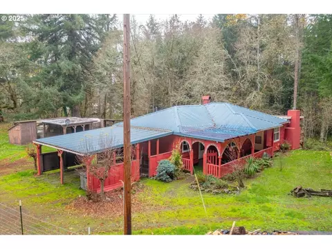 28227 Santiam Hwy, Sweet Home, OR 97386