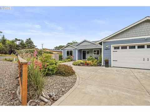 4635 Chaucer Ct, Depoe Bay, OR 97341