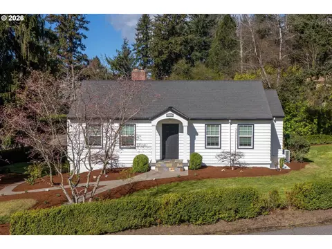 1815 SW Sunset Blvd, Portland, OR 97239