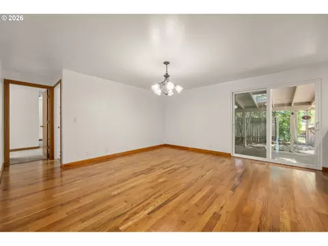 3631 Kevington Ave, Eugene, OR 97405 photo 12
