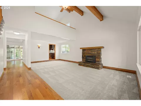 3631 Kevington Ave, Eugene, OR 97405 photo 6