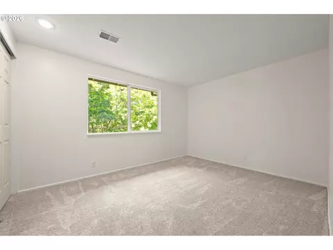 3631 Kevington Ave, Eugene, OR 97405 photo 35