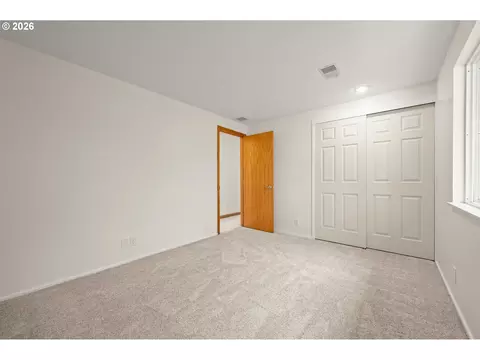 3631 Kevington Ave, Eugene, OR 97405 photo 36