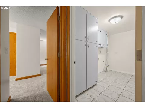 3631 Kevington Ave, Eugene, OR 97405 photo 39