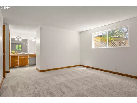 3631 Kevington Ave, Eugene, OR 97405 photo 22