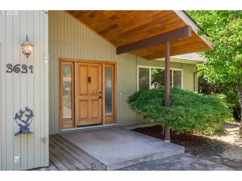 3631 Kevington Ave, Eugene, OR 97405 photo 4