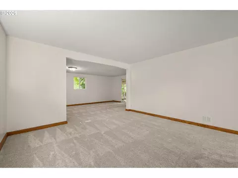 3631 Kevington Ave, Eugene, OR 97405 photo 20