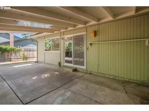 3631 Kevington Ave, Eugene, OR 97405 photo 43