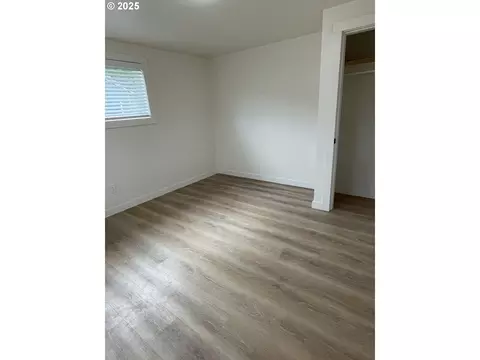 287 E 3rd St, Lowell, OR 97452 photo 20