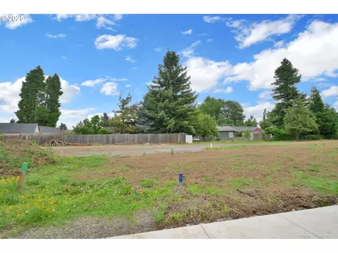 sprig ln LOT 3, Eugene, OR 97401