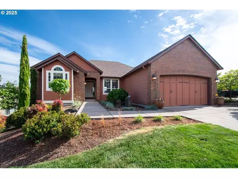 2443 N 3rd St, Washougal, WA 98671