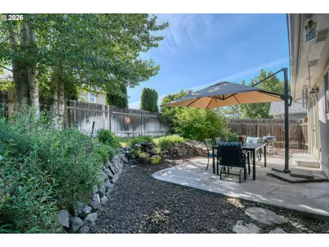 Exterior - 1626 SW 3rd St, Pendleton, OR 97801 photo 6 of 7