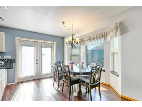 Dining - 1626 SW 3rd St, Pendleton, OR 97801 photo 1 of 1