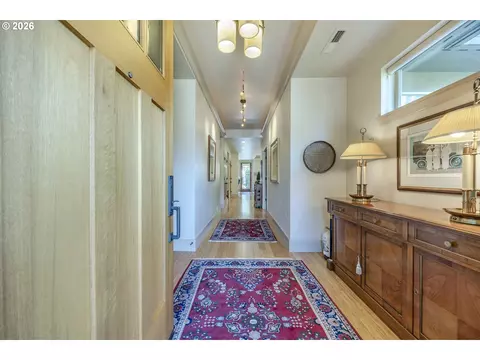 Entry Way - 1470 Piper Ln, Eugene, OR 97401 photo 1 of 3