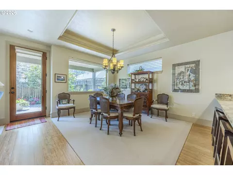 Dining - 1470 Piper Ln, Eugene, OR 97401 photo 1 of 2