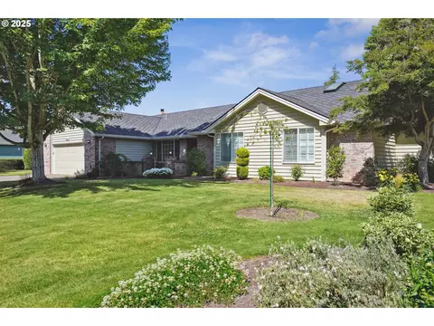 209 Mcnary Estates Dr N, Keizer, OR 97303