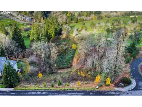 4660 SE Honors Dr, Gresham, OR 97080